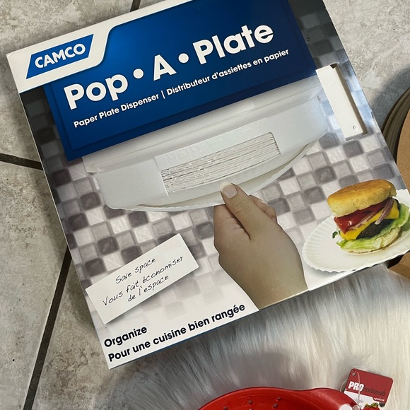 NWT Kitchen Collection - Picture 3 of 4